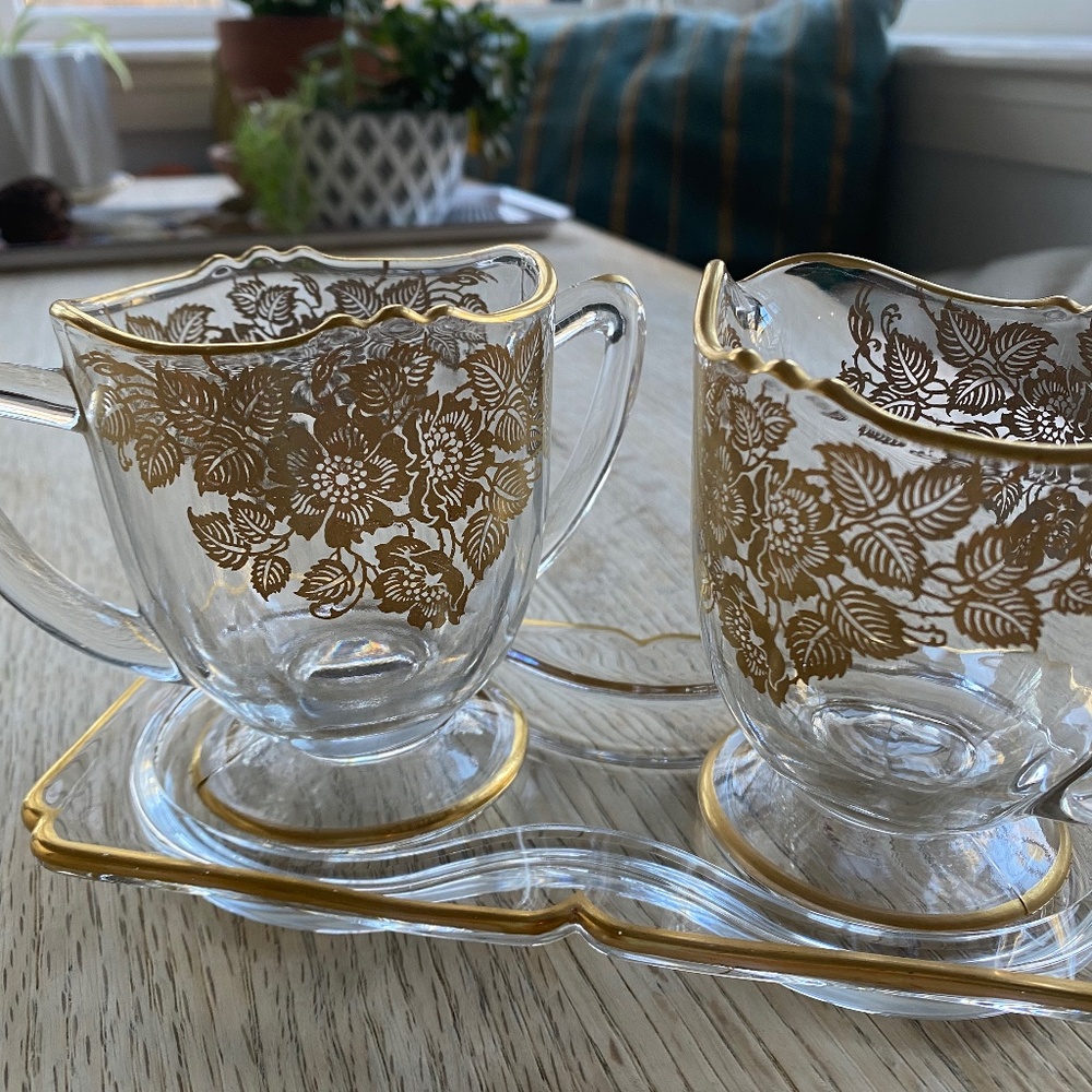Silver City Queens Rose creamer and sugar bowl with tray